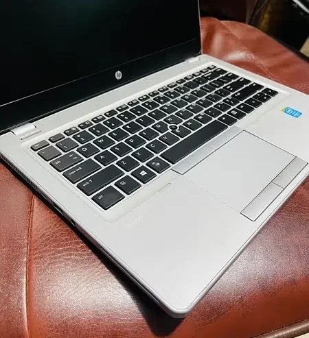 (GIFT by HP ELITEBOOK FOLIO) i5 4th (9480m) BOX PACK CONDITION