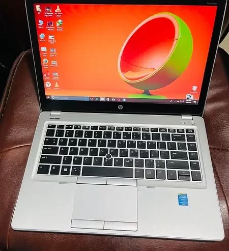 (GIFT by HP ELITEBOOK FOLIO) i5 4th (9480m) BOX PACK CONDITION