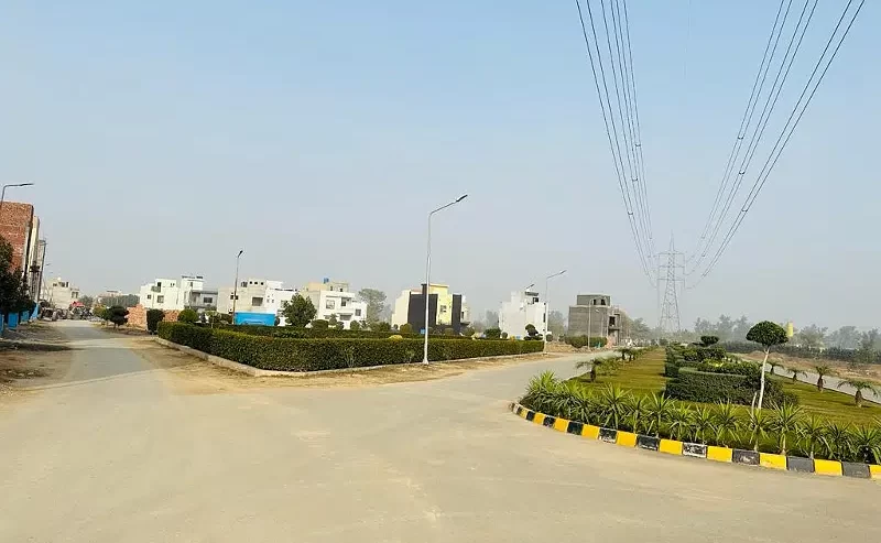 3 Marla Plot For Sale In B Block Phase 2 Al-Kabir Town Lahore