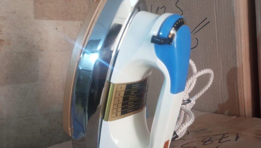 Deluxe Automatic Dry Iron-Five Year Warranty-Heavy Duty-Five Year warranty-Power: 1000 Watts Voltage: 220V Non-Stick Coating Sole Plate Resist