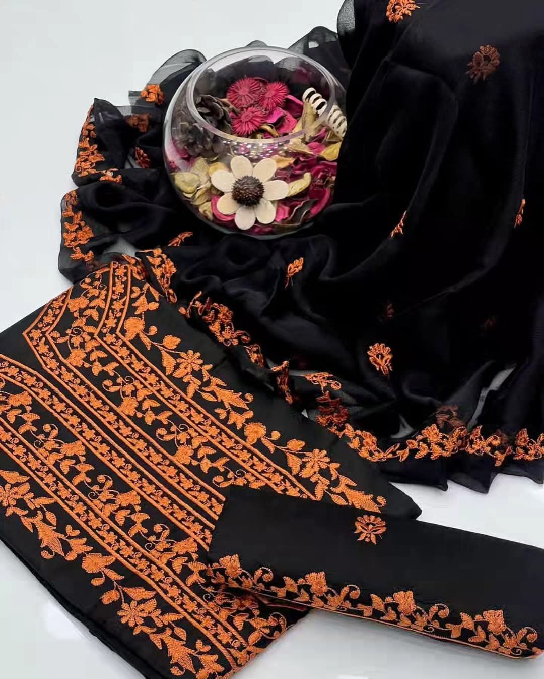 Kanwal Aftab trendy dress on lowest price 50%off